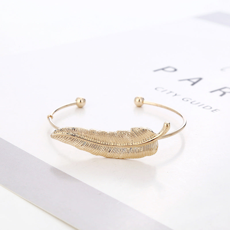 Bracciale intrecciato foglia