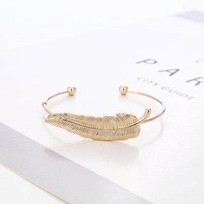 Bracciale intrecciato foglia
