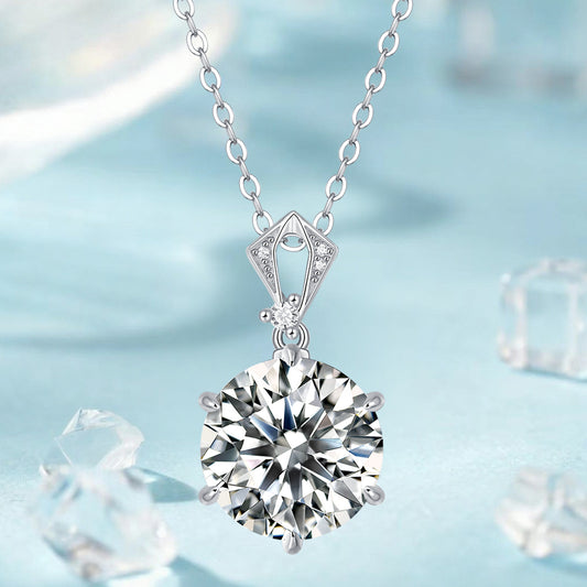 Collana cuore in moissanite