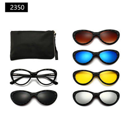 Occhiali da sole con astuccio