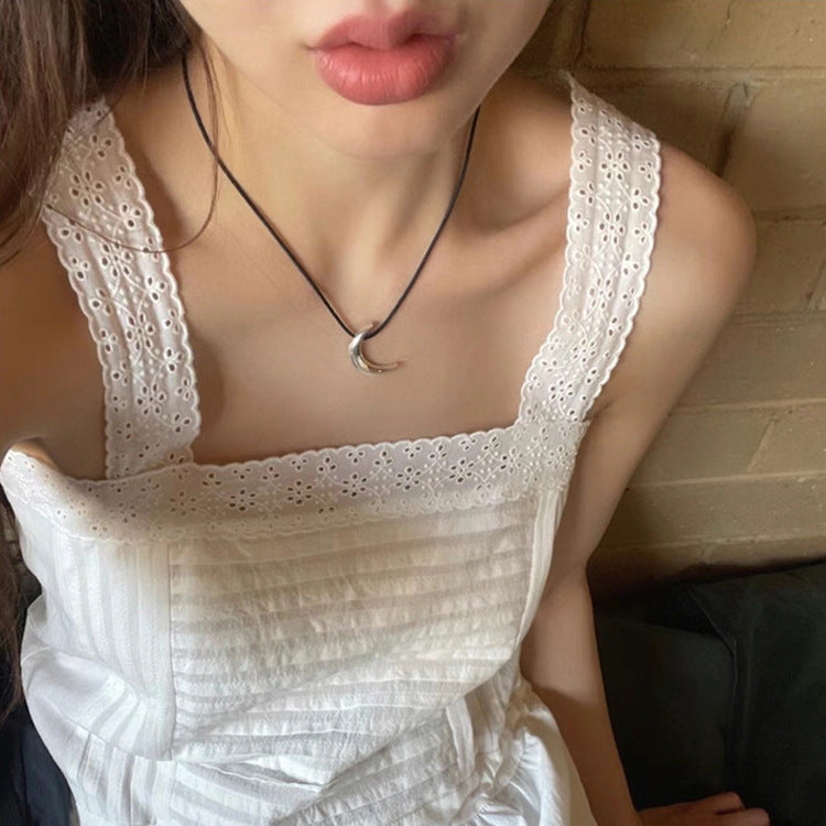 Collana luna in pelle