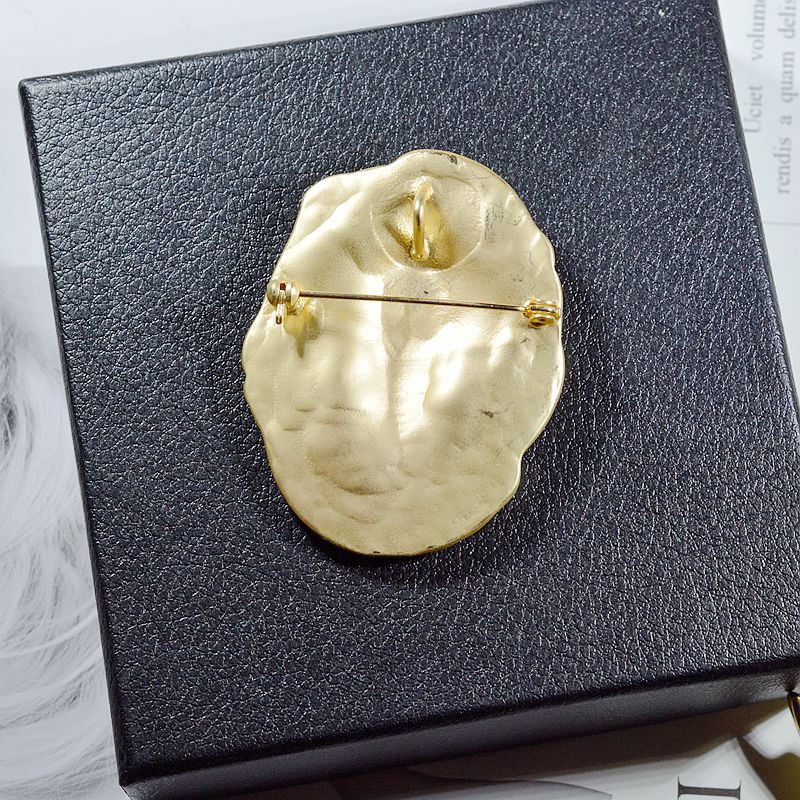 Spilla Oro Opaco
