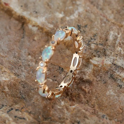 Anello infinito opale