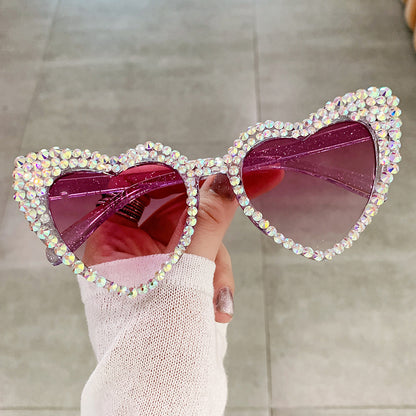 Occhiali da sole cat-eye da donna con cuore