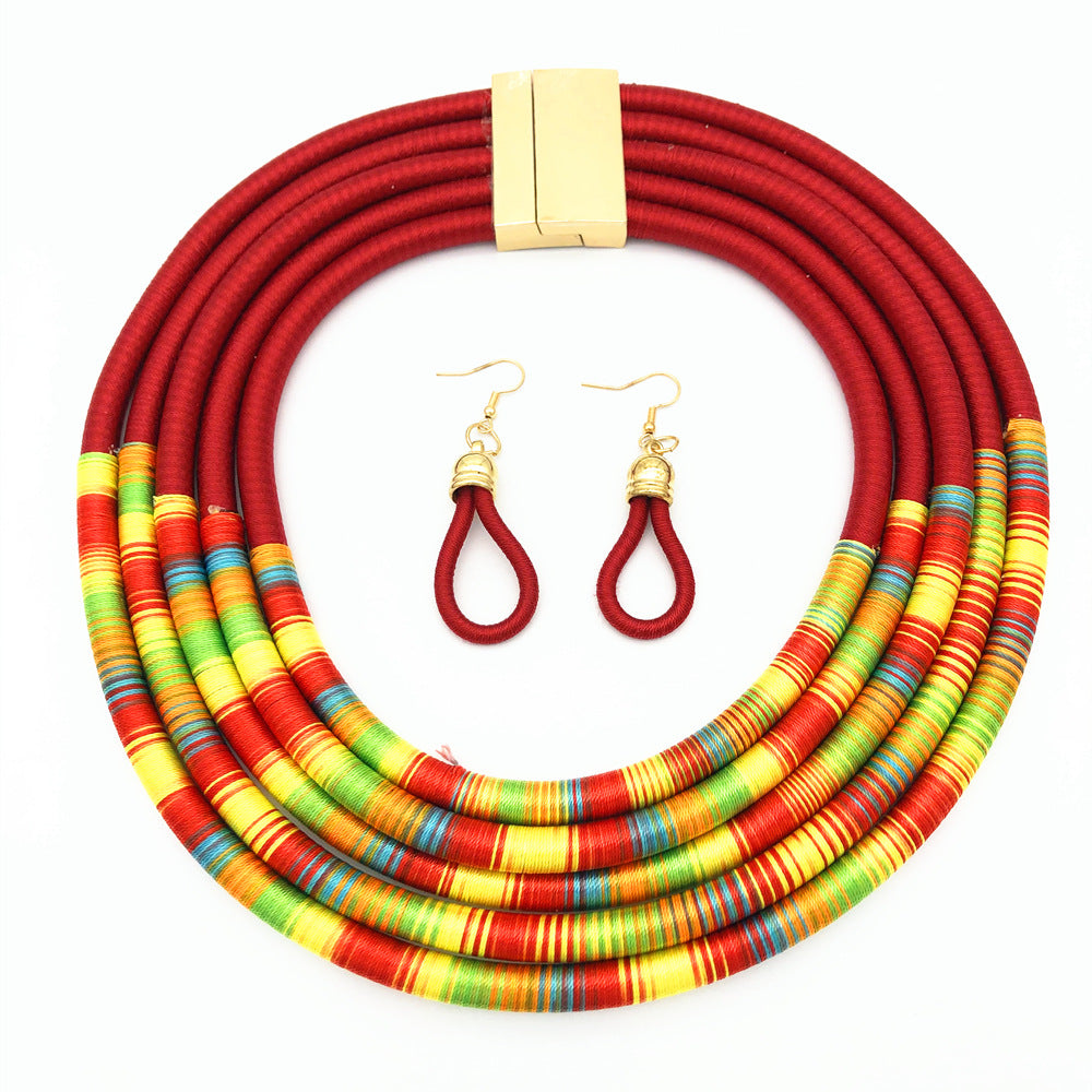 Collana multistrato africana