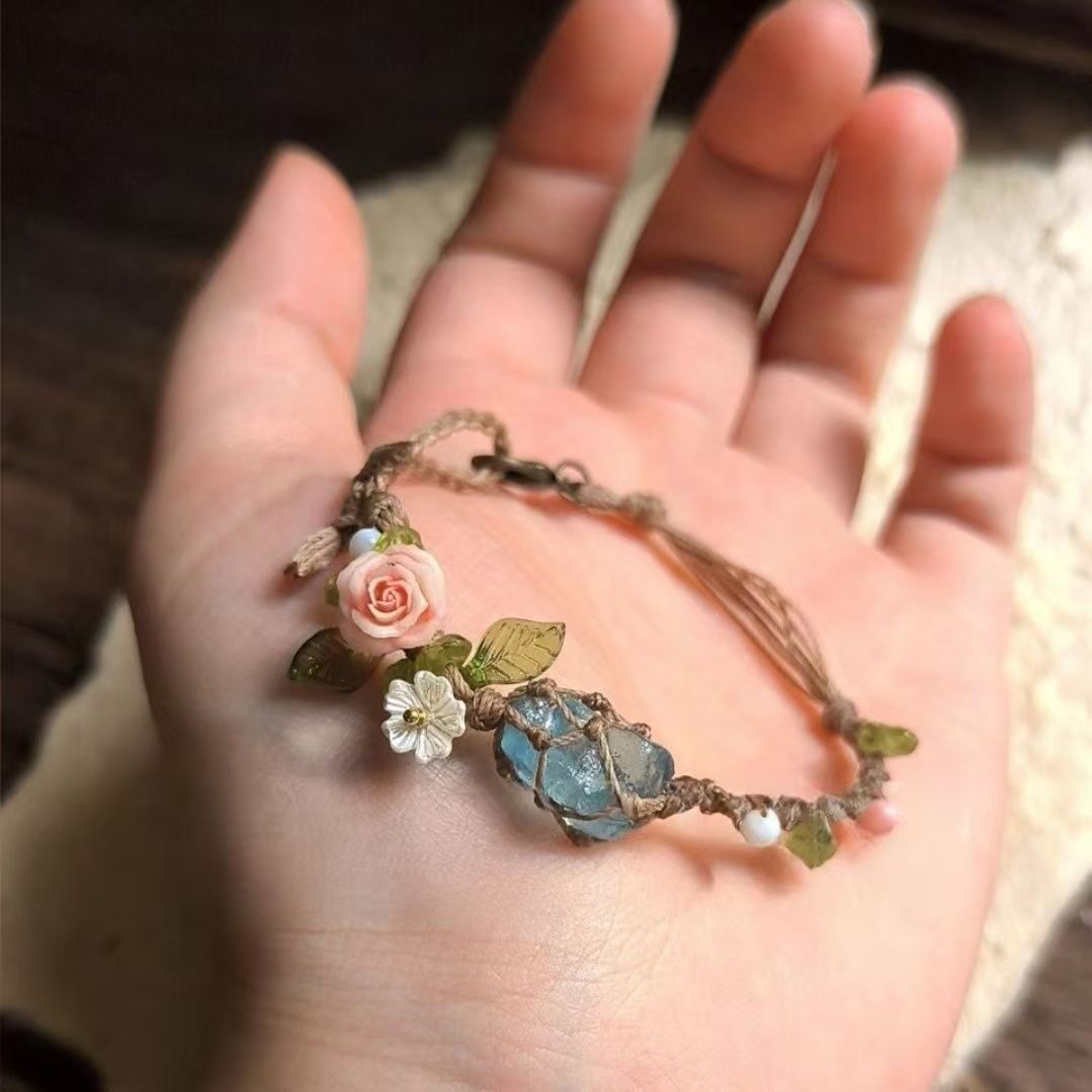 Bracciale acquamarina intrecciato a mano