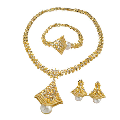Collana foglie placcata oro