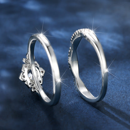 Anello opale a sei griffe