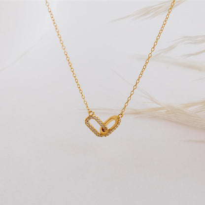 Collana con maglie intrecciate