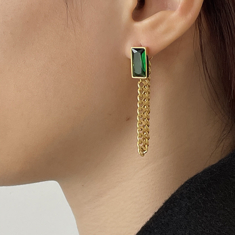 Collana con doppia catena e zircone