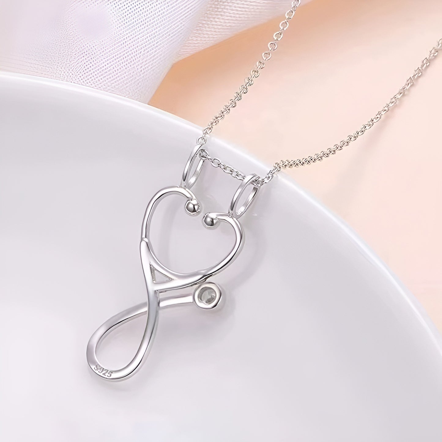 Collana geometrica amore