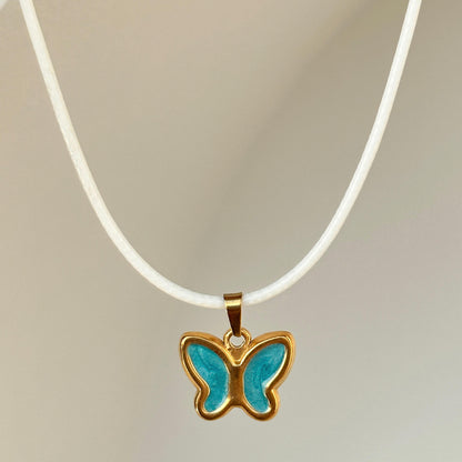 Collana con farfalla smaltata