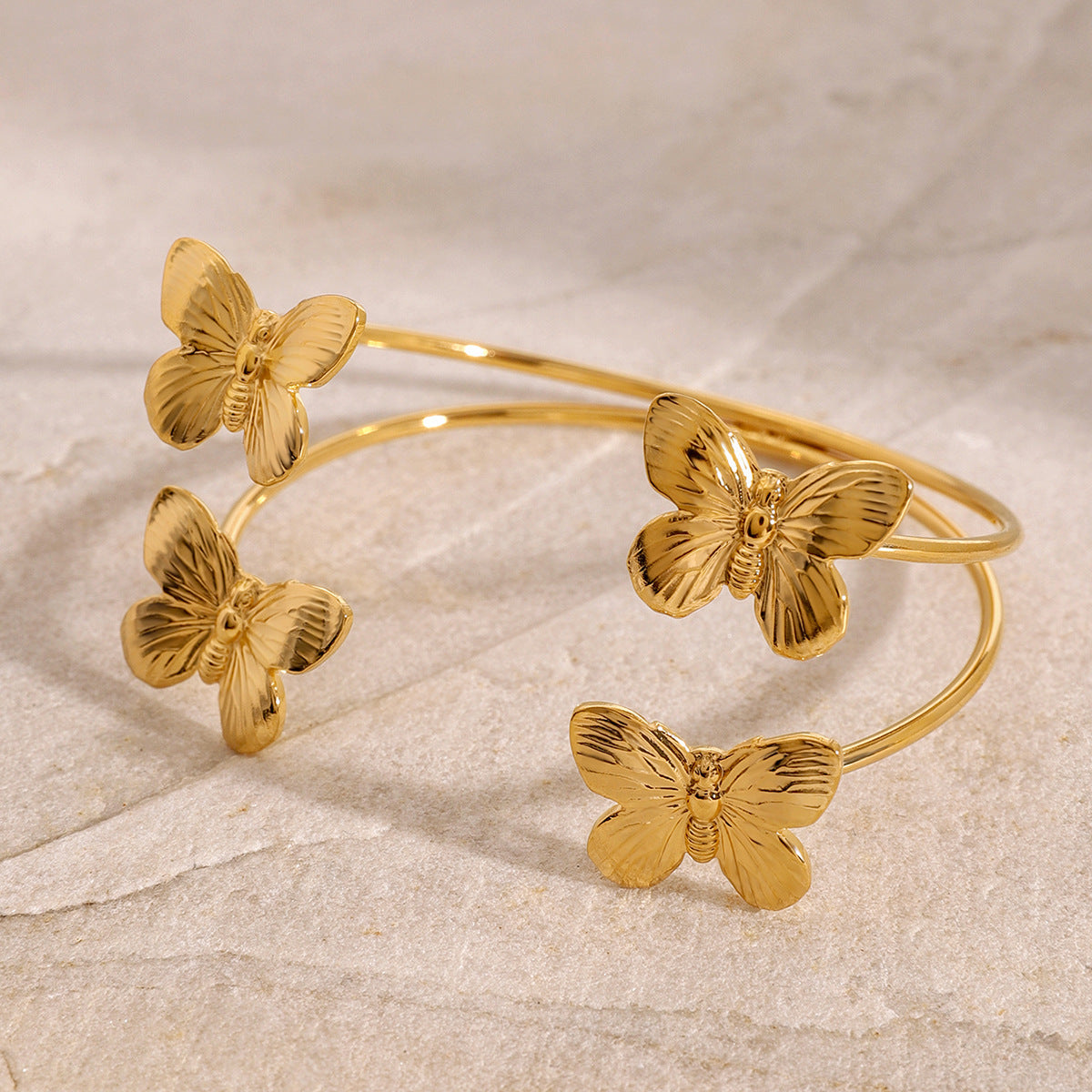 Bracciale farfalla con apertura