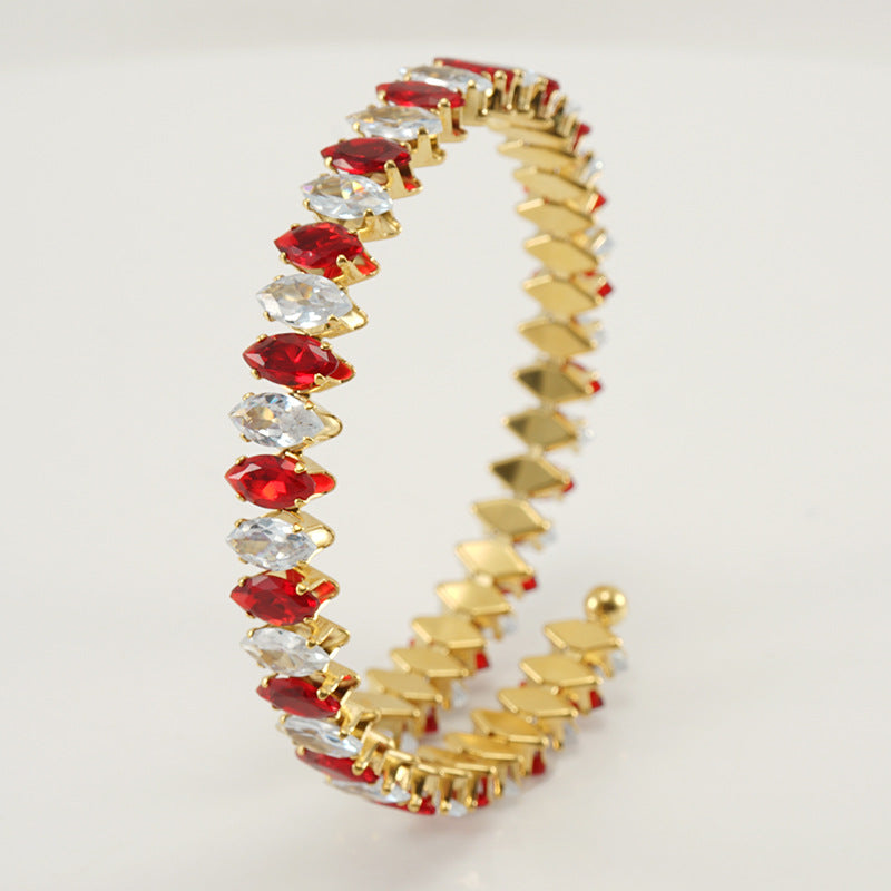 Braccialetto geometrico aperto con strass