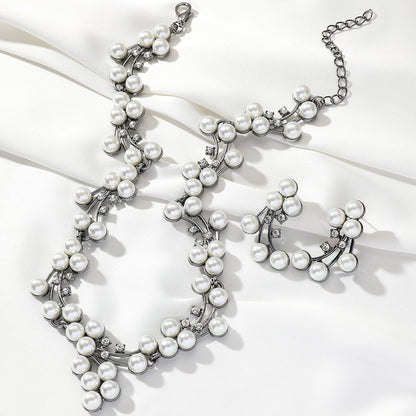 Set perle collana e orecchini