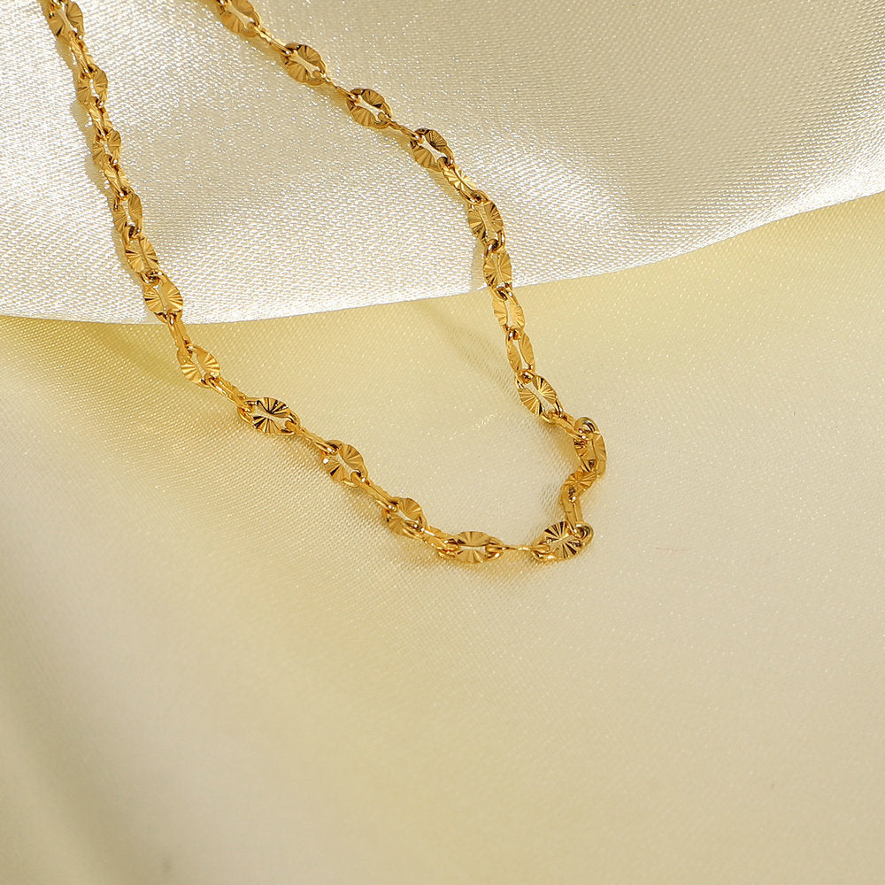 Collana acciaio labbra