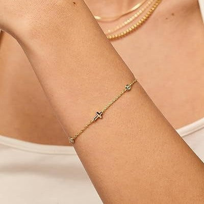 Bracciale charm croce compatto