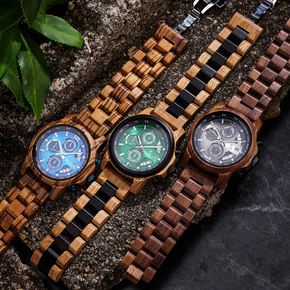 Orologio in legno vintage da uomo
