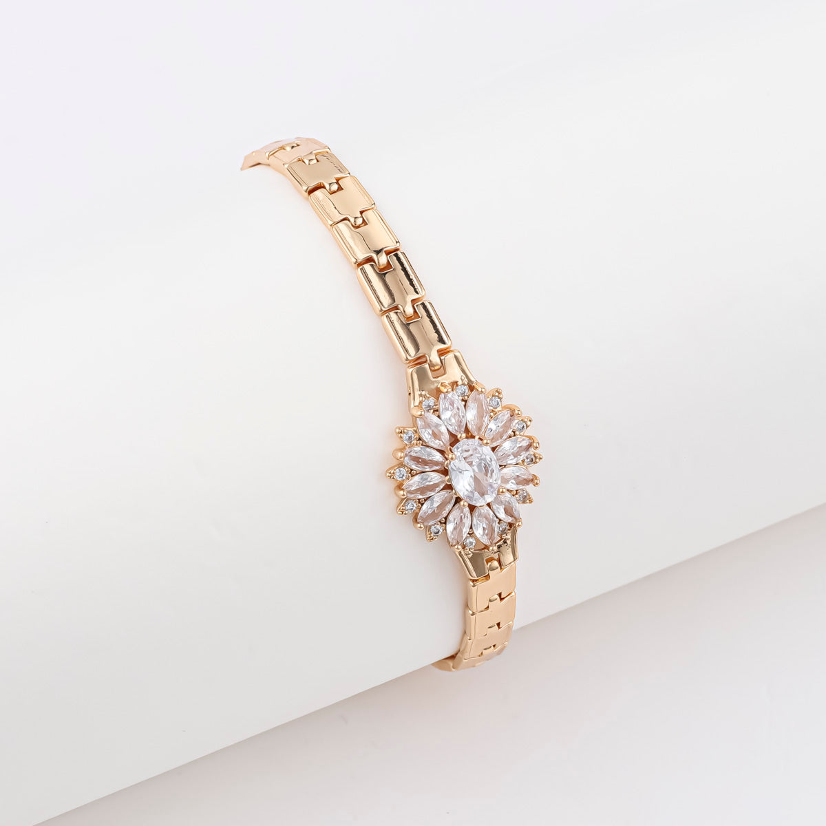 Bracciale farfalla trifoglio oro