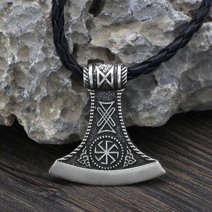 Collana con ascia vichinga