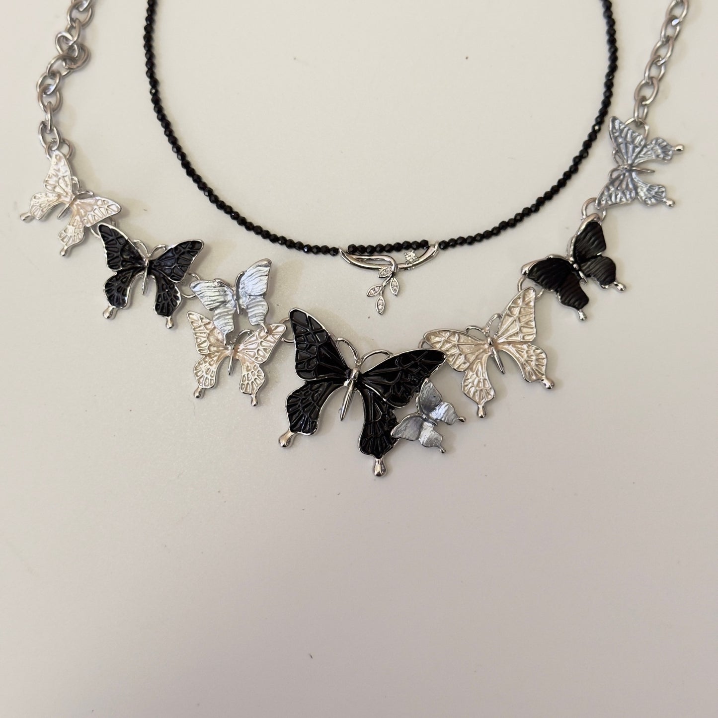 Collana farfalla smaltata pendente