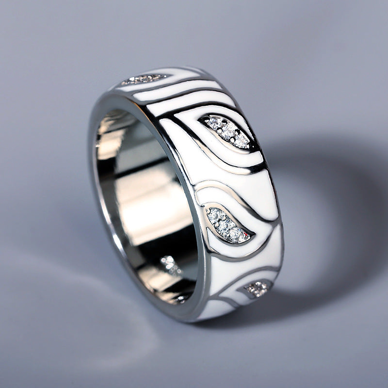 Anello fiore con smalto e strass