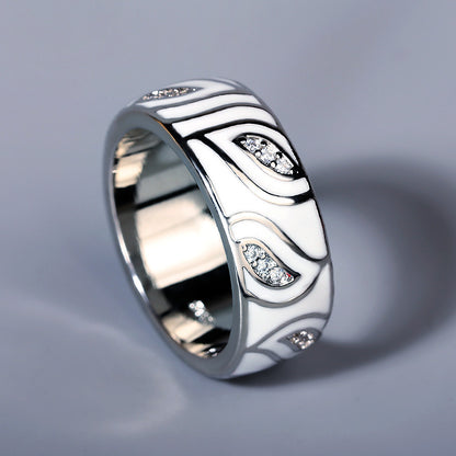 Anello fiore con smalto e strass