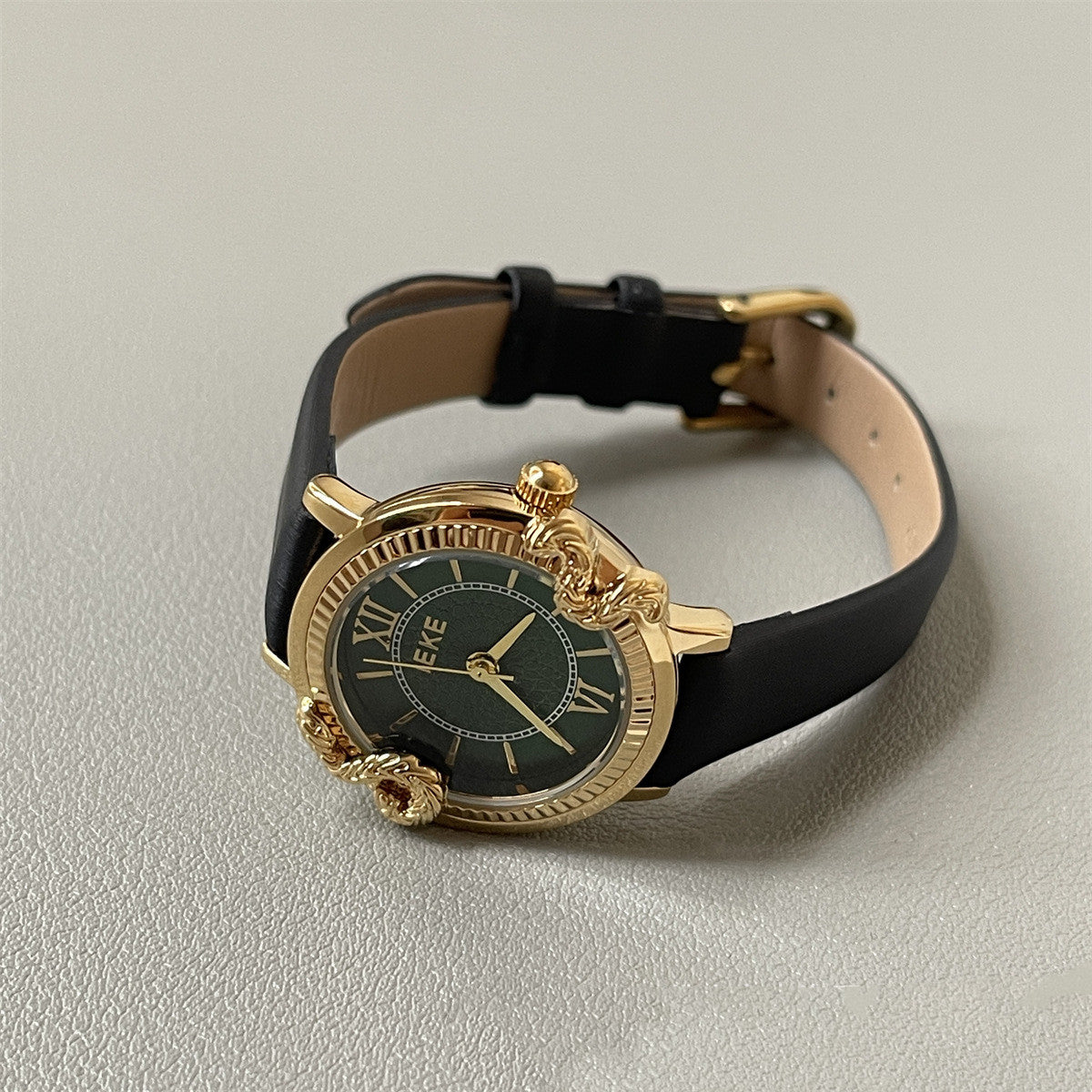 Orologio da donna con disegno romano