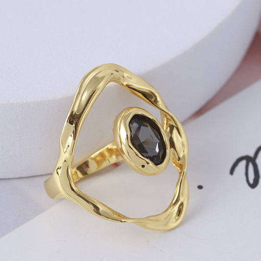 Anello geometrico irregolare piegato