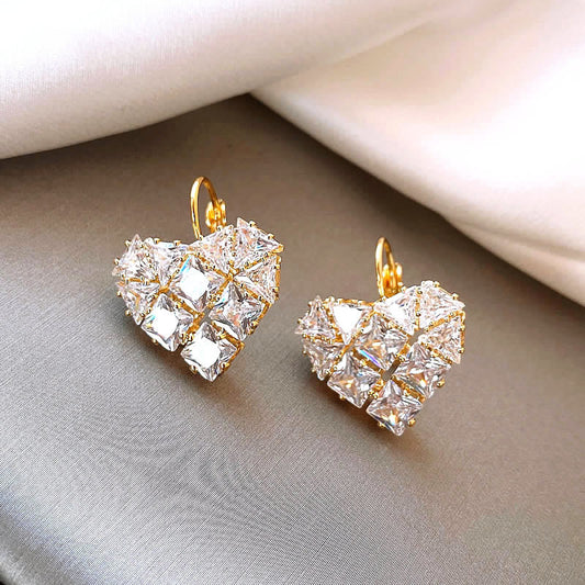 Orecchini cuore con zirconi da donna