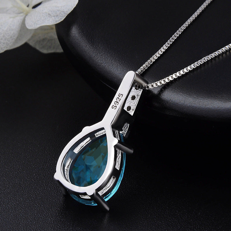 Collana cristallo blu goccia