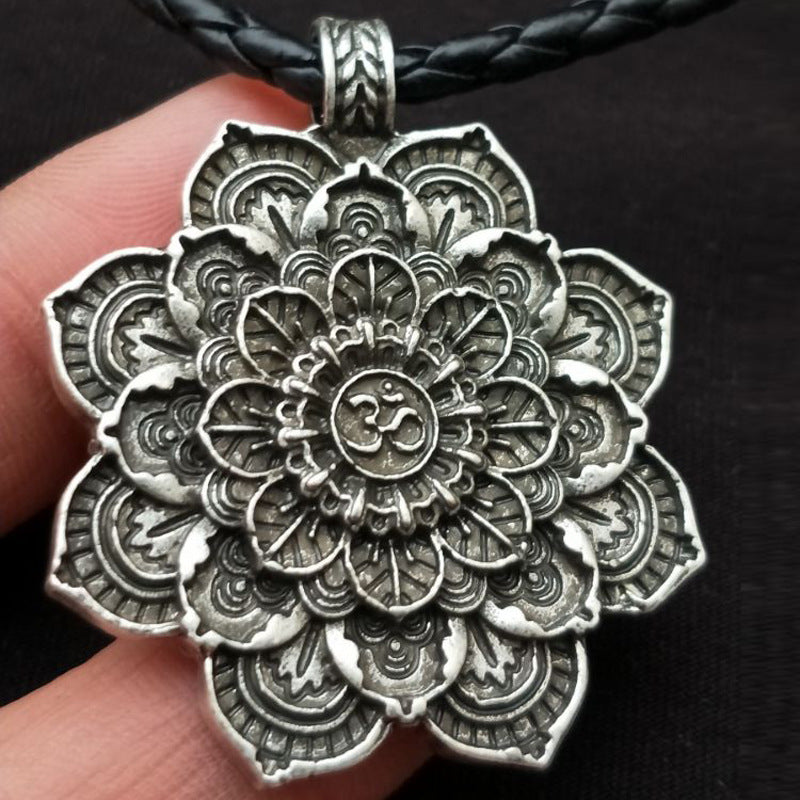 Collana mandala fiore reversibile