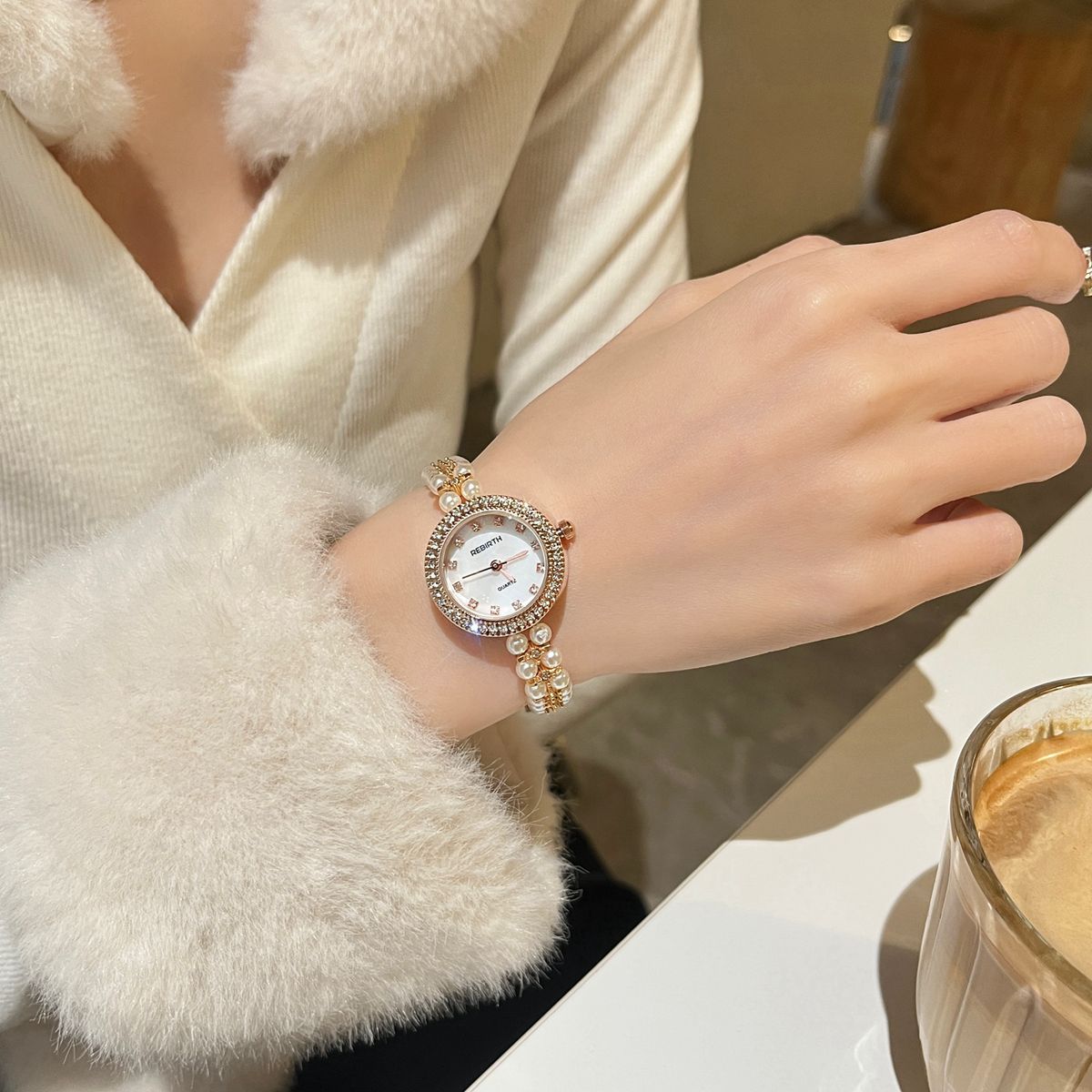 Orologio bracciale donna perle vintage