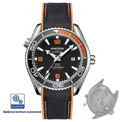 Orologio meccanico a vista luminescente