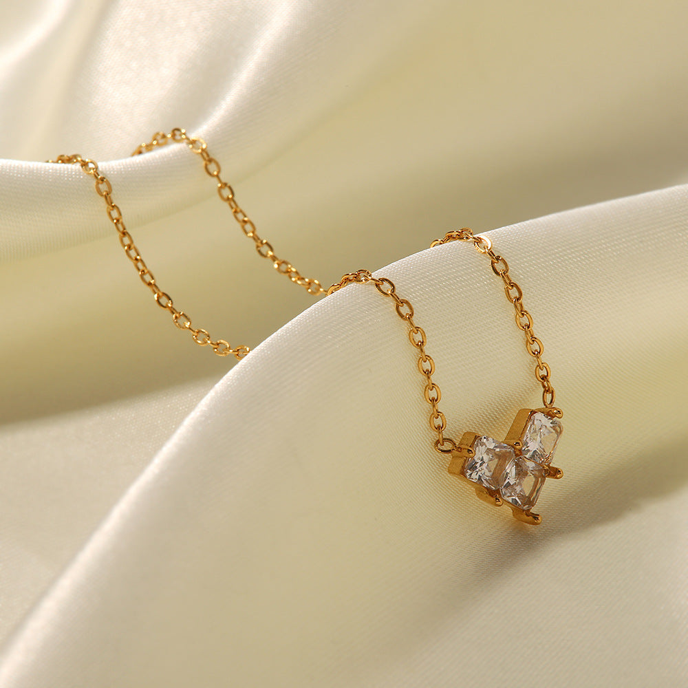 Collana acciaio titanio stile francese