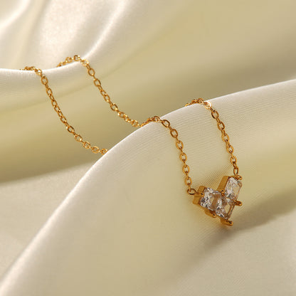 Collana acciaio titanio stile francese