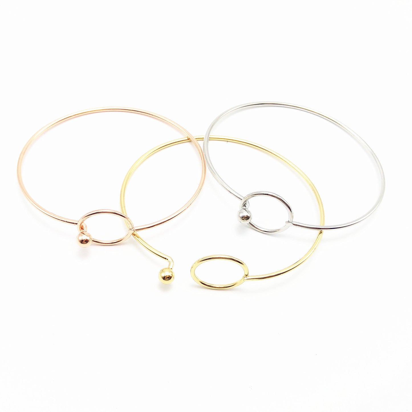 Bracciale con chiusura a scatto