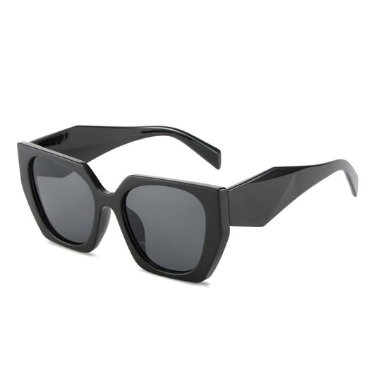 Occhiali da sole cat-eye retrò montatura grande