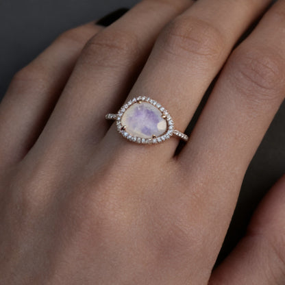 Anello placcato oro con pietre