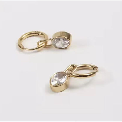 Orecchino piercing strass