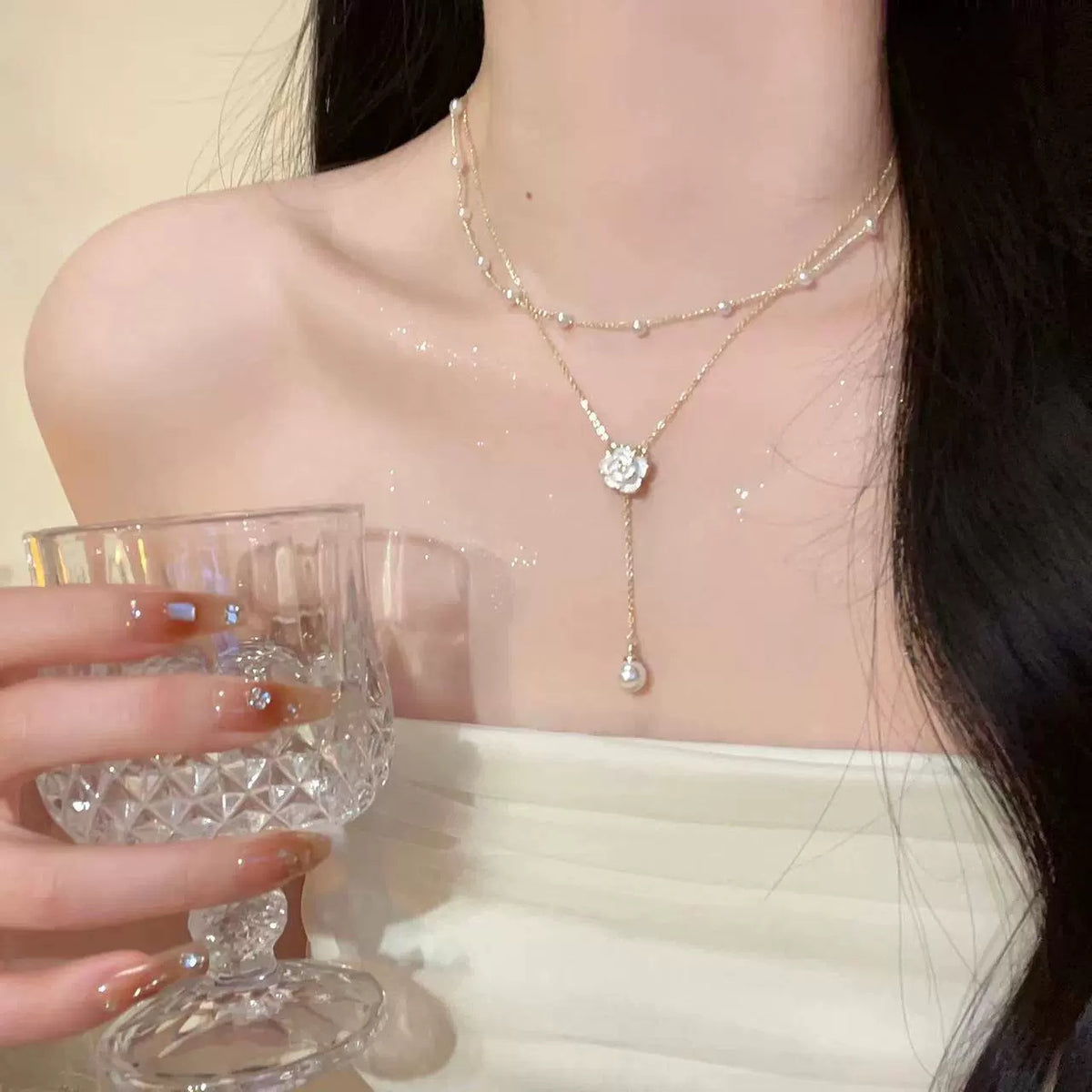 Collana corta di design