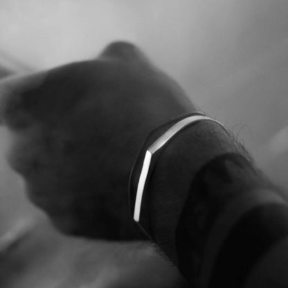 Bracciale acciaio minimalista geometrico
