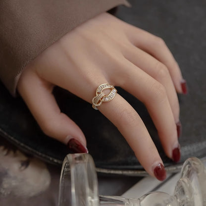 Anello zirconi incastonati