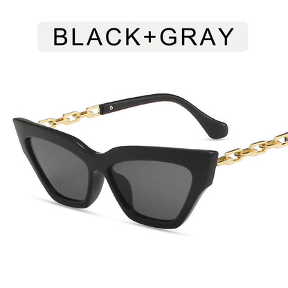 Occhiali da sole cat eye con catena