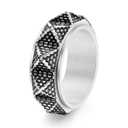 Anello uomo con piramide
