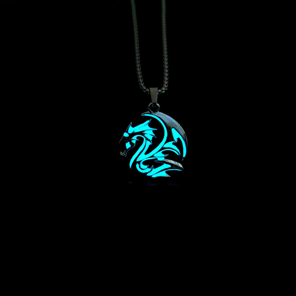 Collana drago luminescente retro