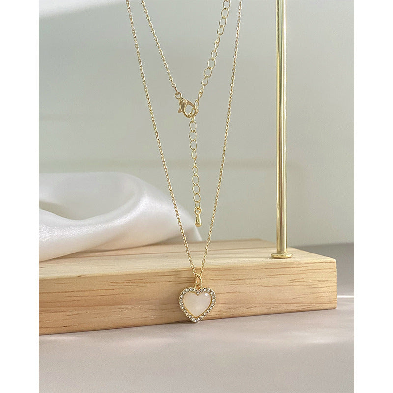 Collana con ciondolo di opale