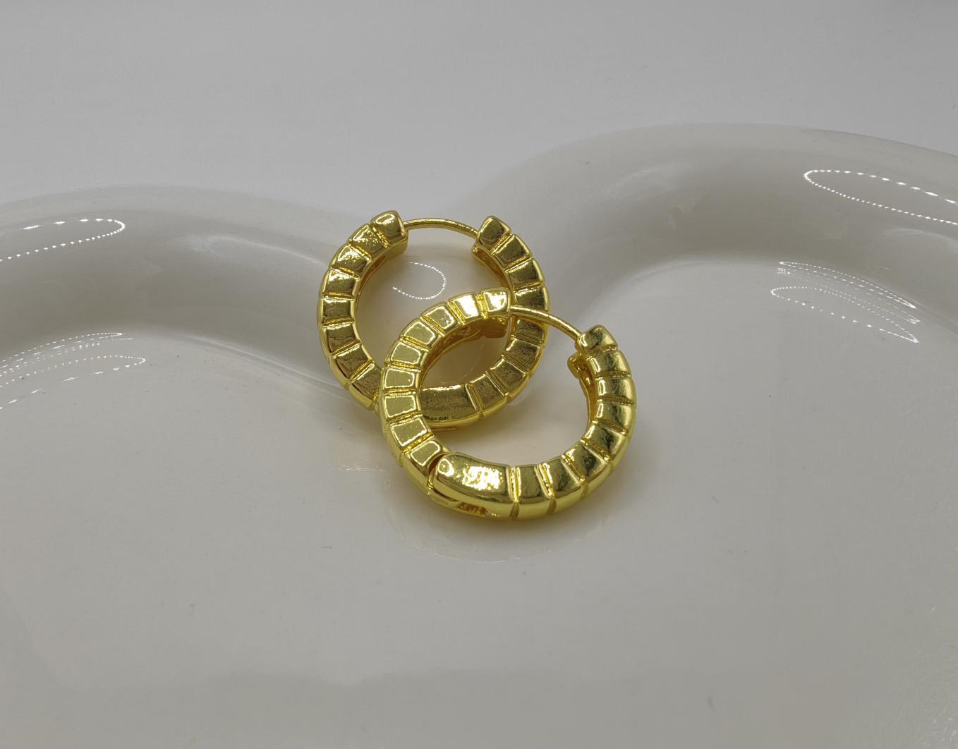 Clip orecchio goccia ovale