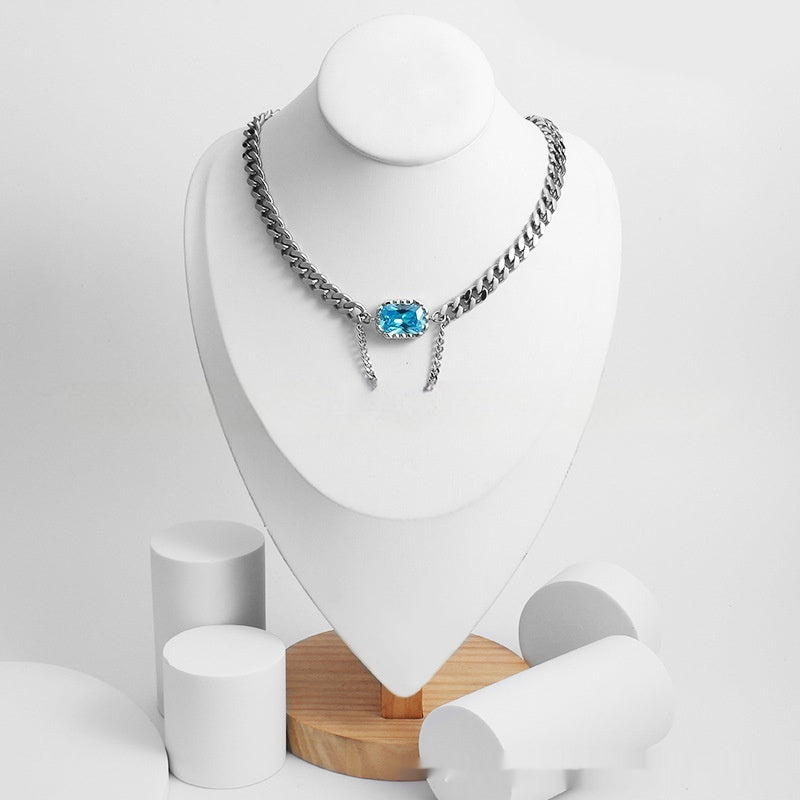 Collana Blu Navy Massiccia