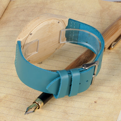 Orologio in legno con lancette